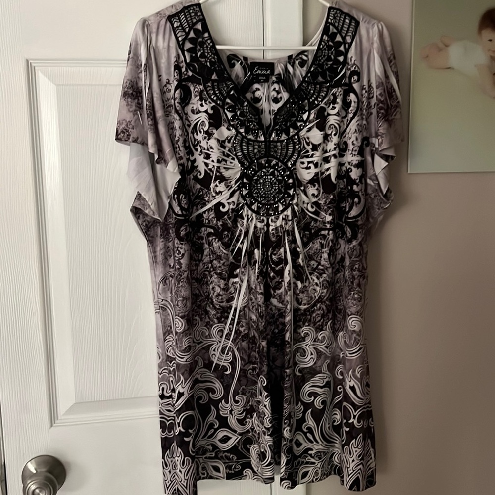Women’s shirt